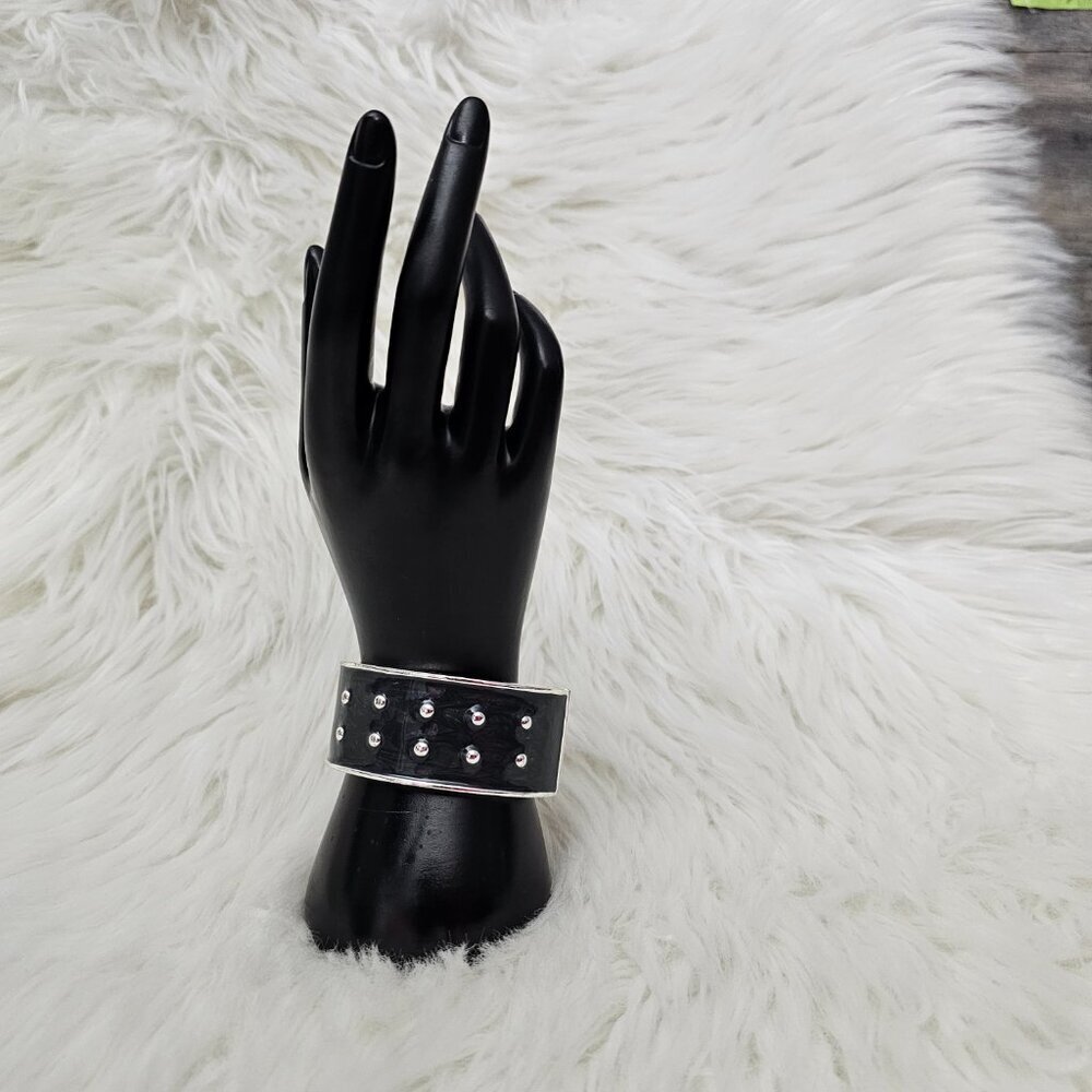 Vintage Black Enamel Hobnailed Silver Tone Metal Hinged Chunky Cuff Bracelet